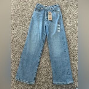 Levi's Women's Ribcage Straight Ankle Super High Rise Jeans Size 00 W24 L27 NWT